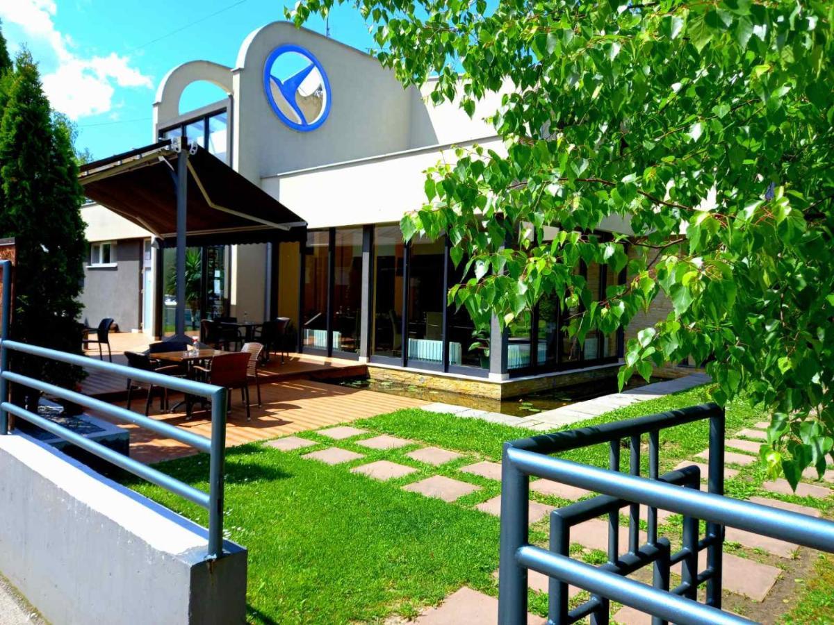 Hotel Drinska Lasta Ljubovija Luaran gambar