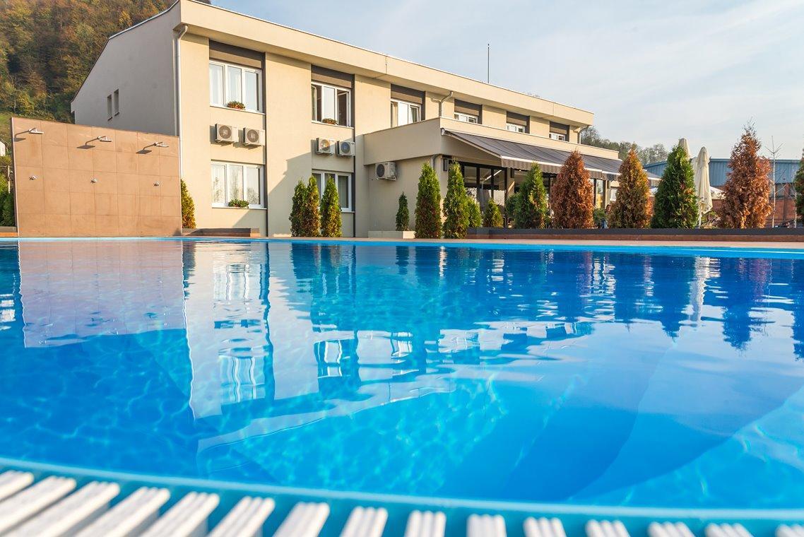 Hotel Drinska Lasta Ljubovija Luaran gambar